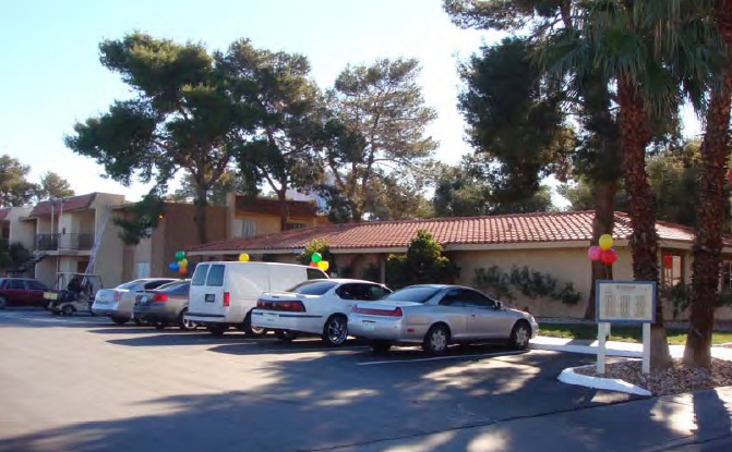 Wynn Palms Apartments